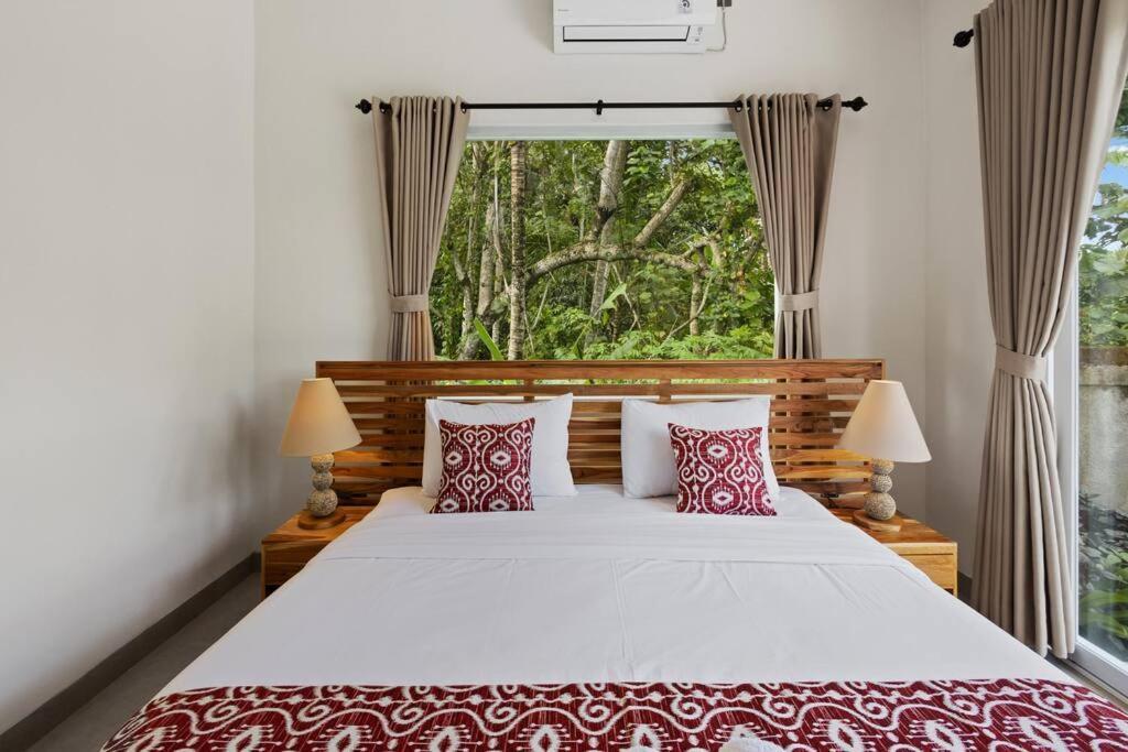 New 4 Bedroom Villa Surrounded By Jungle And Ricefields Ubud  Exterior photo