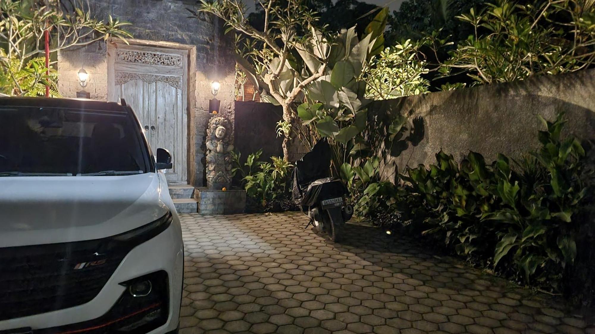 New 4 Bedroom Villa Surrounded By Jungle And Ricefields Ubud  Exterior photo
